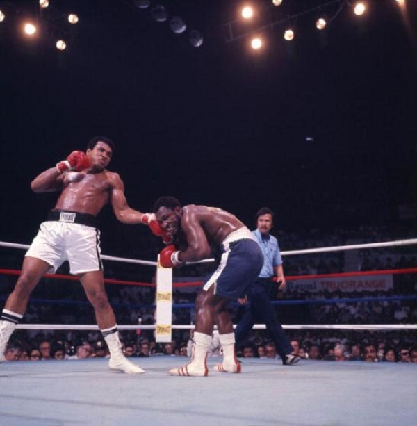  4 năm sau, tháng 10/1975, Ali và Frazier lại đối mặt trong trận chung kết ở Philippines, trận boxing mang tên “nỗi sợ hãi ở Manila”