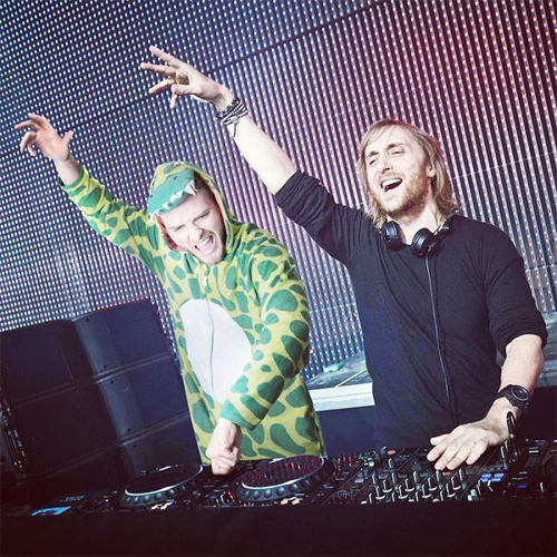 Quẩy tưng bừng cùng nhà sản xuất âm nhạc, DJ người Pháp - David Guetta.